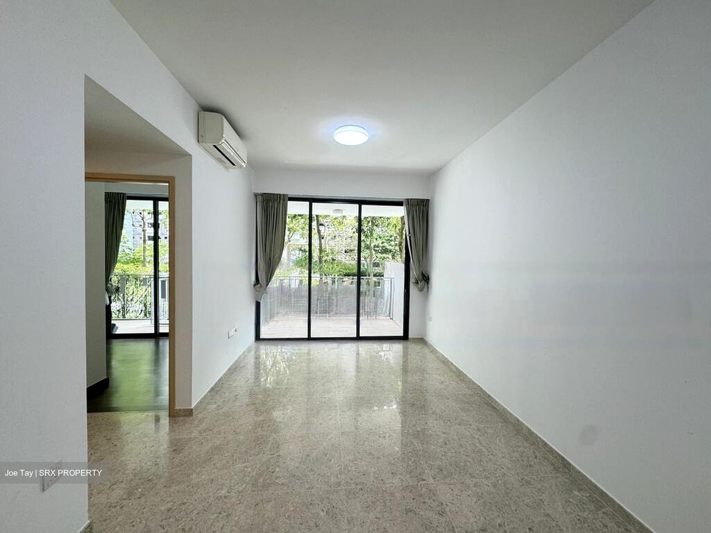 The Luxurie (D19), Condominium #462152491